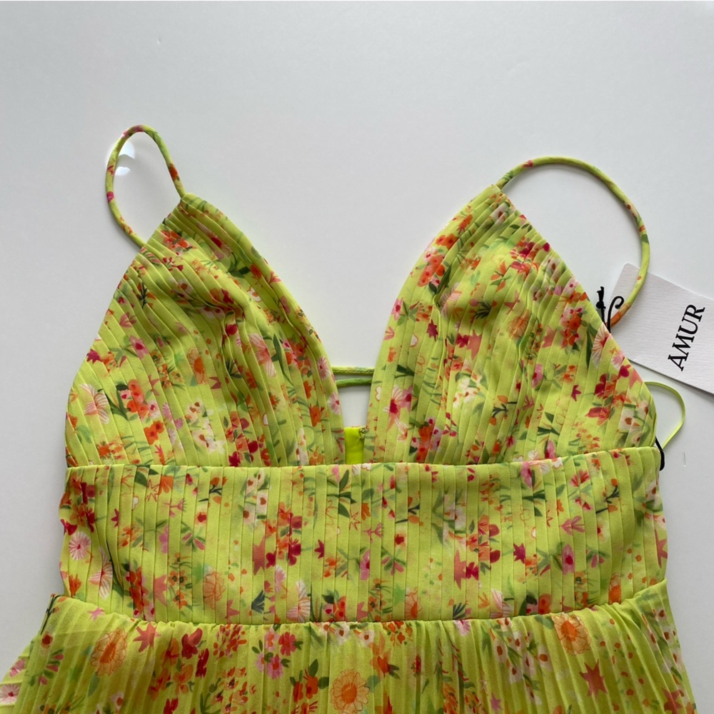 AMUR Women’s Nico Pleaded Floral Dress Size 0 Lime New - Picture 8 of 16